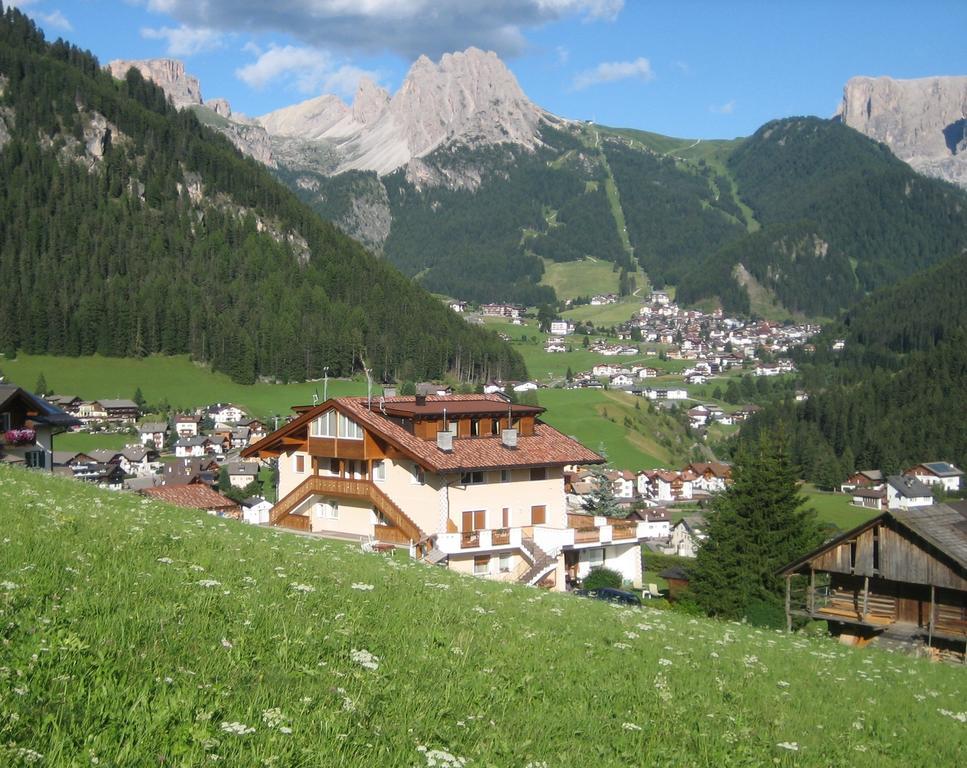 Apartments Etruska Santa Cristina Val Gardena Exterior foto